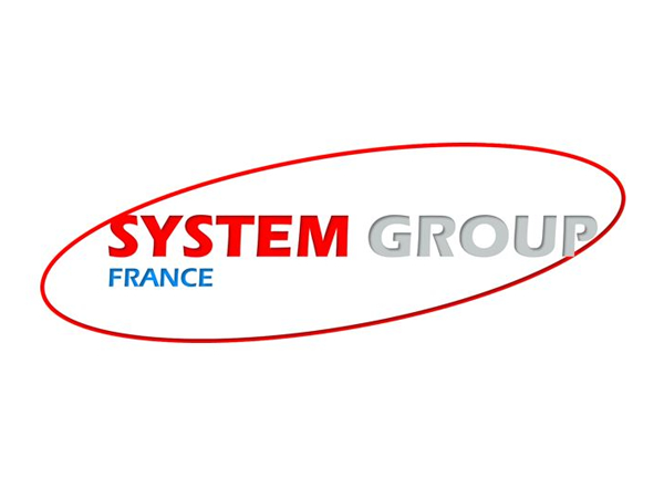 Logo du fournisseur System Group qui est un des transformateurs majeurs de polymère en Europe.